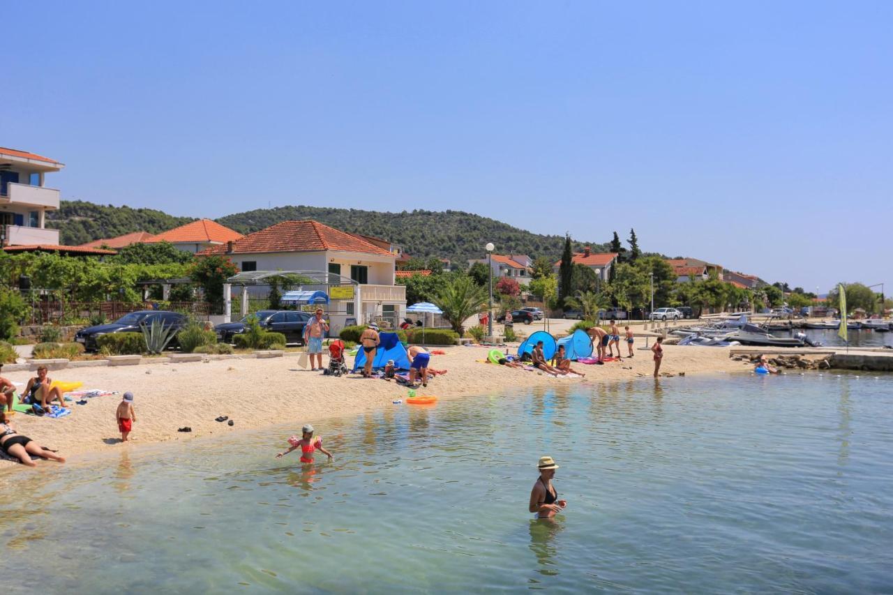 Seaside Holiday House Poljica, Trogir - 5161 Marina Exterior photo