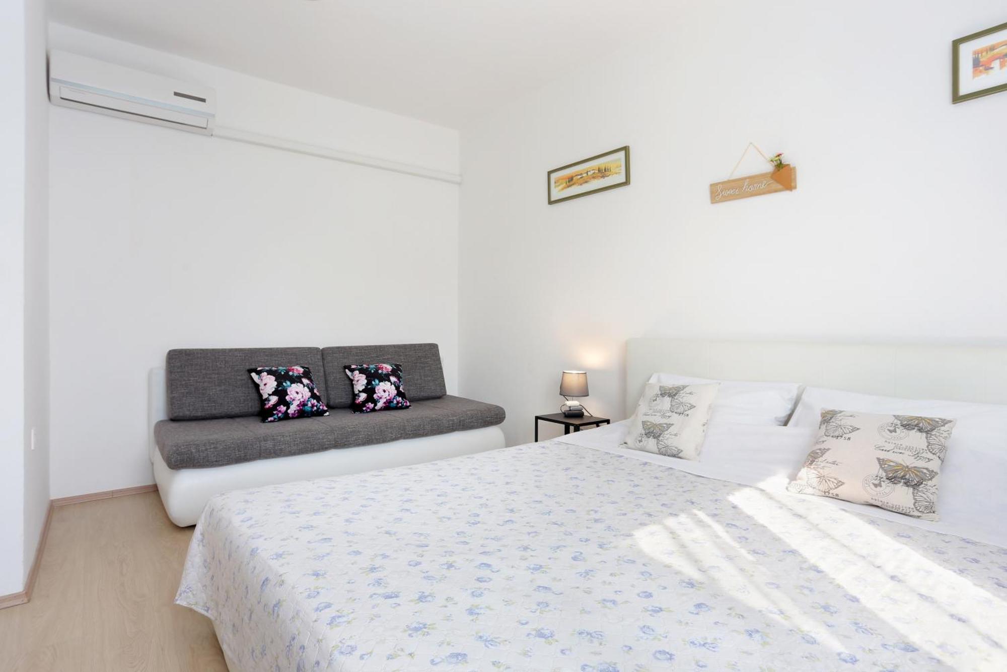 Seaside Holiday House Poljica, Trogir - 5161 Marina Room photo